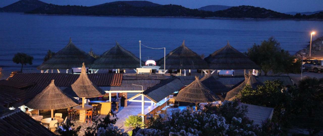 The Movie Resort Aparthotel Tribalj Екстериор снимка